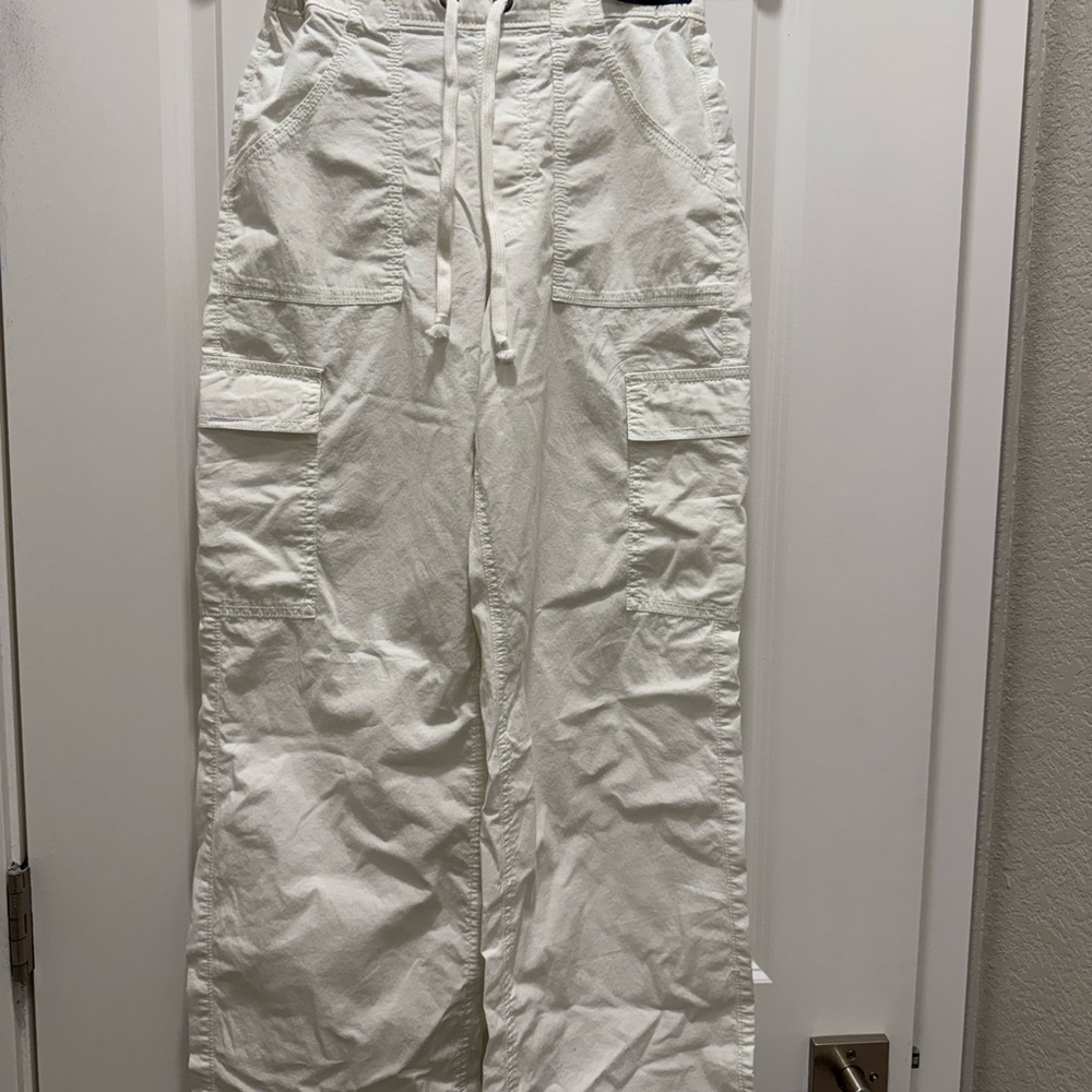 Hollister White Cargo Pants